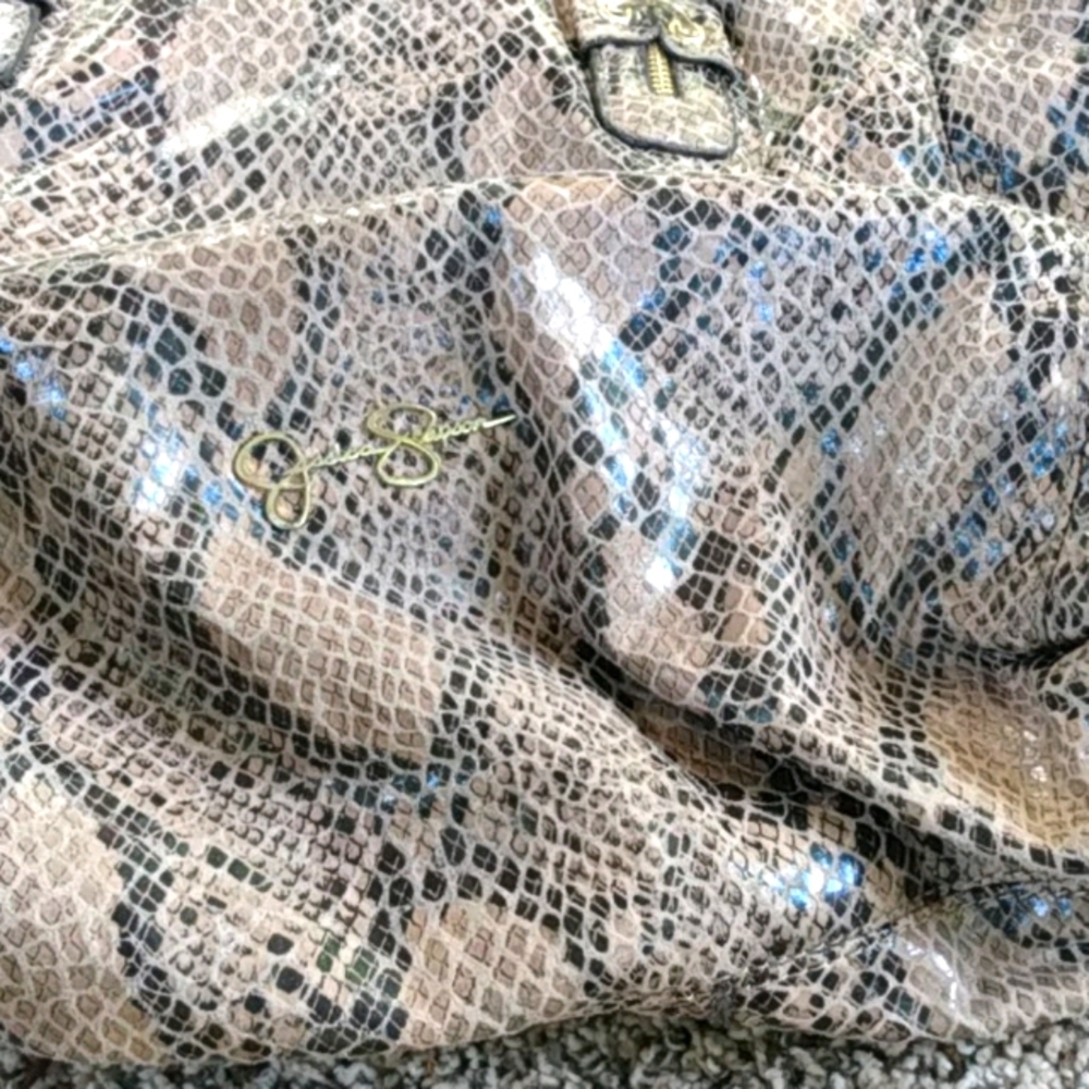 Jessica Simpson purse